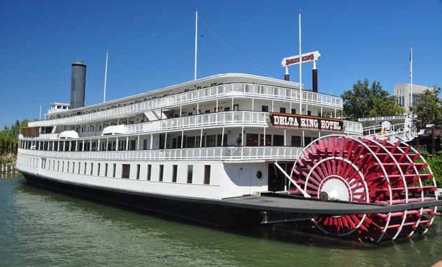 Delta King Riverboat Hotel